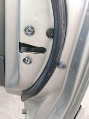 CERRADURA PUERTA DELANTERA DERECHA