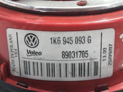 PILOTO TRASERO CENTRAL, VOLKSWAGEN, GOLF V (1K1)(10.2003)