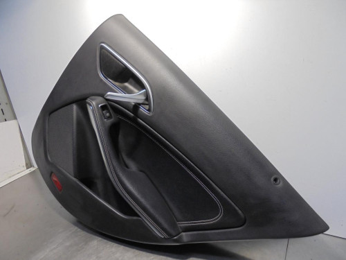 GUARNECIDO PUERTA TRASERA DERECHA MERCEDES-BENZ CLASE CLA (BM 117) 