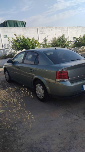 Opel Vectra C Berlina (2002->) Comfort — автомобиль-донор на запчасти 