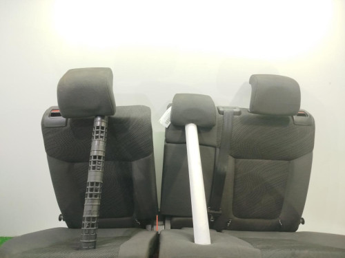 ASIENTOS TRASEROS Peugeot 3008 