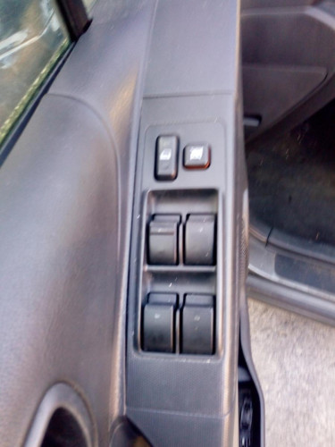  TOYOTA COROLLA VERSO (R1) 