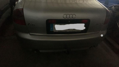 AUDI A6 BERLINA (4B2)
