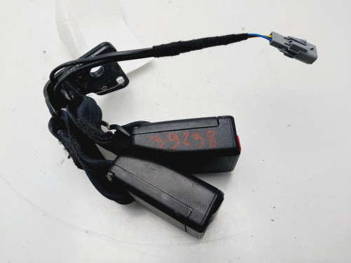 ENGANCHE CINTURON TRASERO IZQUIERDO RENAULT CLIO IV 