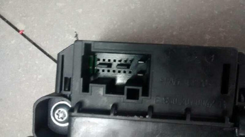  ELEVALUNAS DELANTERO DERECHO VOLKSWAGEN POLO V (6R1) 