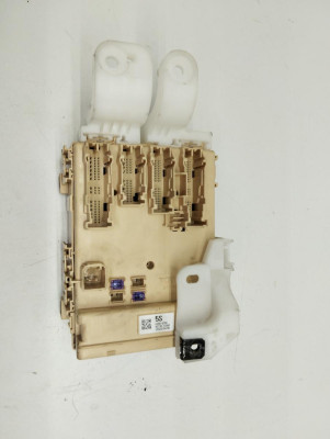 CAJA RELES / FUSIBLES, TOYOTA, AURIS (E18)