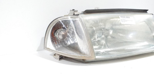  FARO DERECHO Skoda OCTAVIA BERLINA (1U2) 