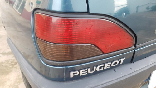 PILOTO TRASERO IZQUIERDO Peugeot 306 3/5 pt. / 4 pt. (S2)(04.1997->) Peugeot 306 3/5 pt. / 4 pt. (S2)(04.1997->) 