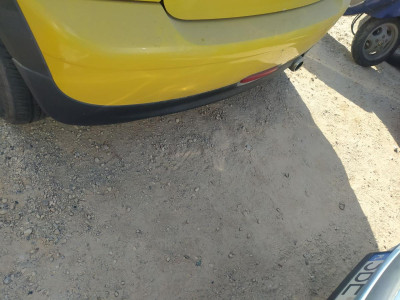 PARAGOLPES TRASERO