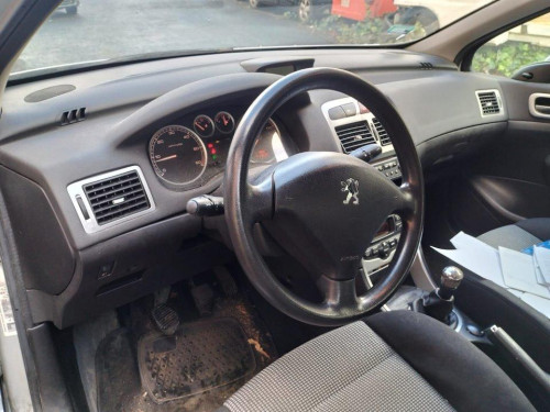  PEUGEOT 307 (S1)(04.2001) 