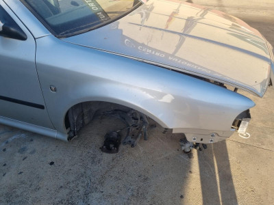 ALETA DELANTERA DERECHA Skoda Octavia Combi (1U5)(1998->)