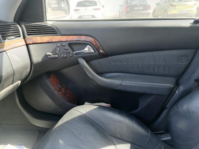 MERCEDES-BENZ CLASE S (BM 220) BERLINA