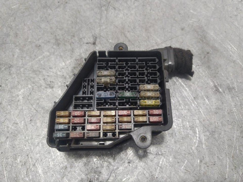CAJA RELES / FUSIBLES Volkswagen GOLF IV BERLINA (1J1)(10.1997) 