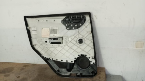 GUARNECIDO PUERTA TRASERA DERECHA Mercedes-Benz CLASE A (BM 169) 