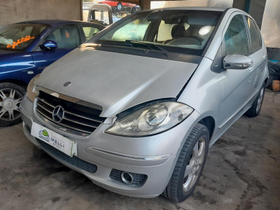 MERCEDES-BENZ CLASE A (BM 169)