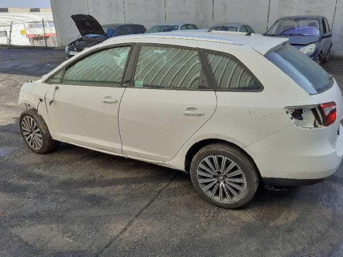 SEAT IBIZA ST (6P8) — vehículo donante para recambios 
