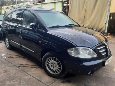 SSANGYONG RODIUS