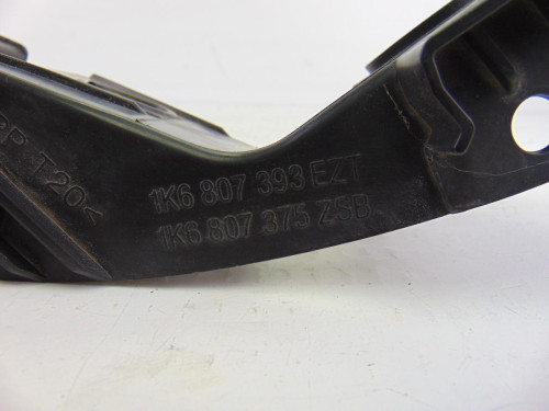  MOLDURAS TRASERAS VOLKSWAGEN GOLF V (1K1)(10.2003) 