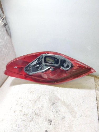 PILOTO TRASERO IZQUIERDO Peugeot 207 SW (2007->) Peugeot 207 SW (2007->) 