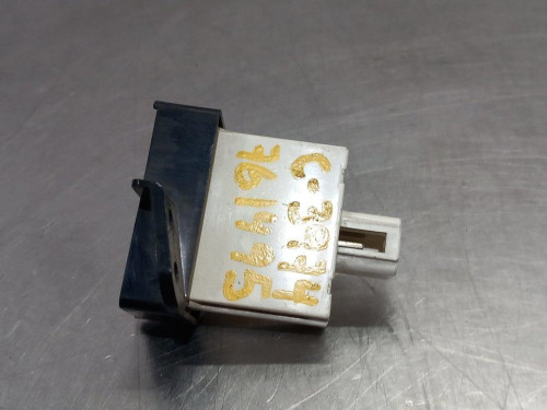  INTERRUPTOR MITSUBISHI GRANDIS (NA0W) 