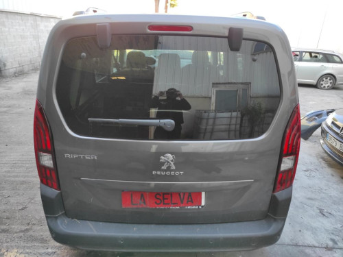 PEUGEOT RIFTER — автомобиль-донор на запчасти 