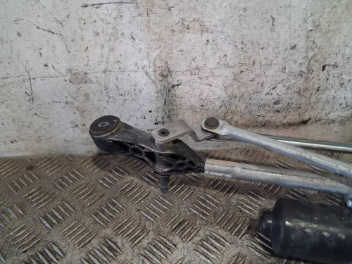 MOTOR LIMPIA DELANTERO 