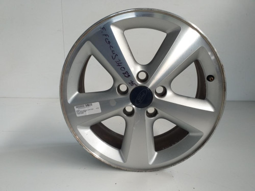 LLANTA Ford FOCUS BERLINA (CAP) 