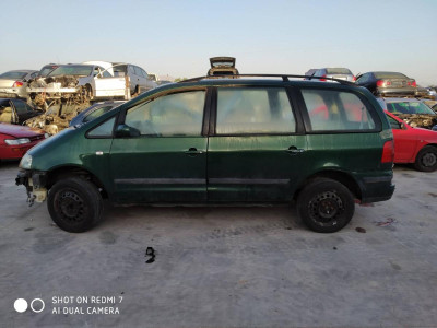 SEAT ALHAMBRA (7V9)