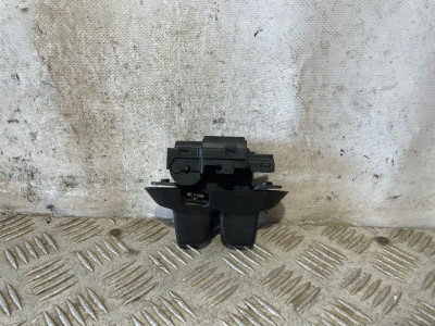 CERRADURA MALETERO / PORTON