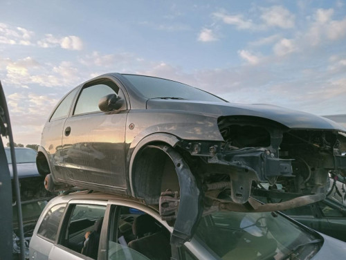  OPEL CORSA C 