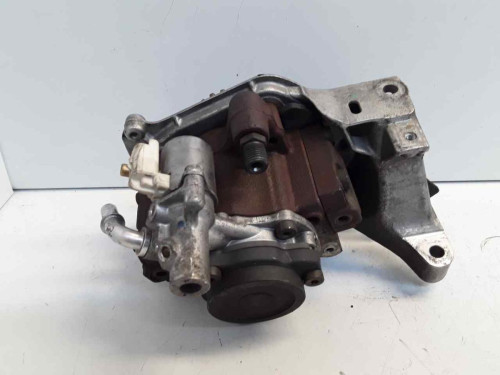 BOMBA COMBUSTIBLE Ford FOCUS BERLINA (CB8) 