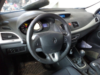 RENAULT MEGANE III SPORT TOURER