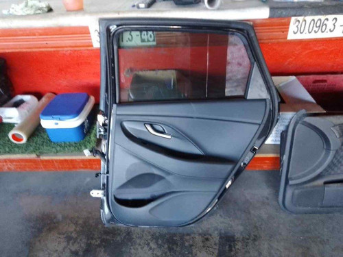PUERTA TRASERA DERECHA Hyundai I30 FASTBACK (PD) 