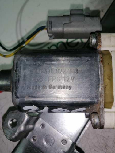  ELEVALUNAS DELANTERO DERECHO NISSAN MICRA (K12E) 