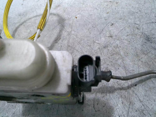  CERRADURA PUERTA DELANTERA DERECHA AUDI A3 (8L) 