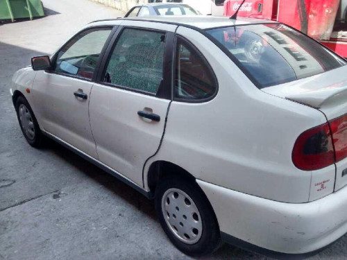  SEAT CORDOBA VARIO (6K5) 
