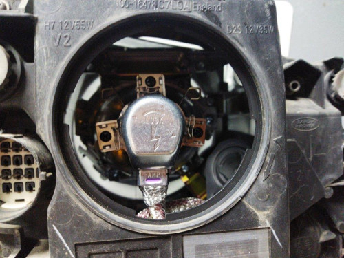  FARO IZQUIERDO LAND ROVER 