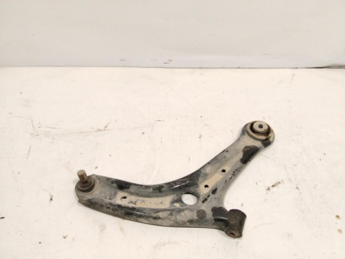BRAZO SUSPENSION INFERIOR DELANTERO DERECHO Ford TRANSIT COURIER (C4A) 