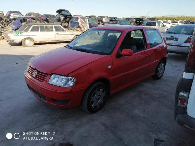 VOLKSWAGEN POLO III BERLINA (6N2)