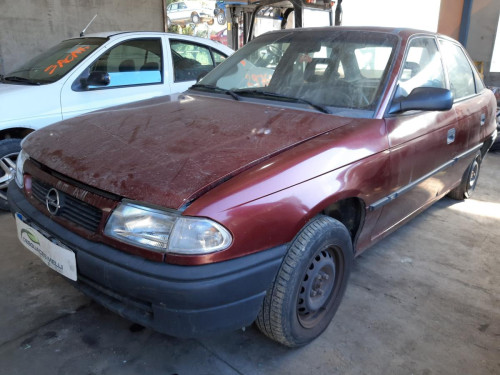  OPEL ASTRA F BERLINA 