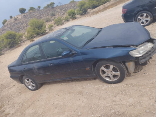 PEUGEOT 406 BERLINA (S1/S2) — автомобиль-донор на запчасти 