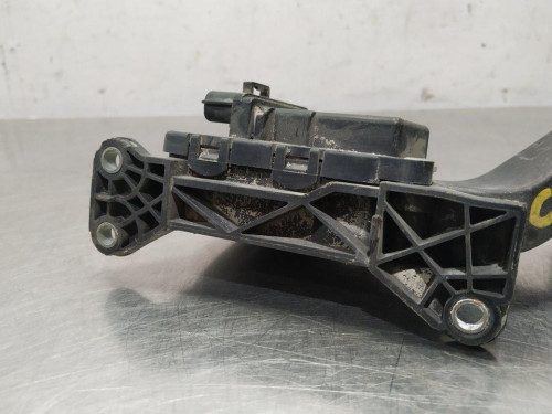  PEDAL ACELERADOR 