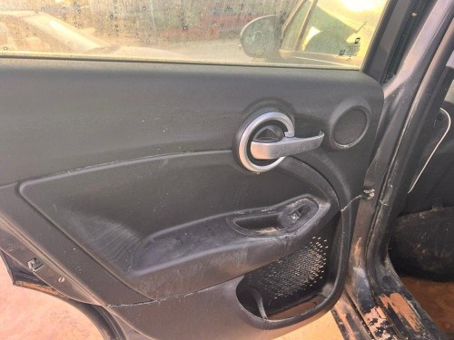  FIAT 500X (334) 