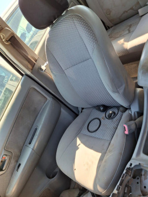 ASIENTO DELANTERO DERECHO