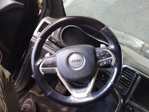 VOLANTE JEEP GRAND CHEROKEE (WK) 