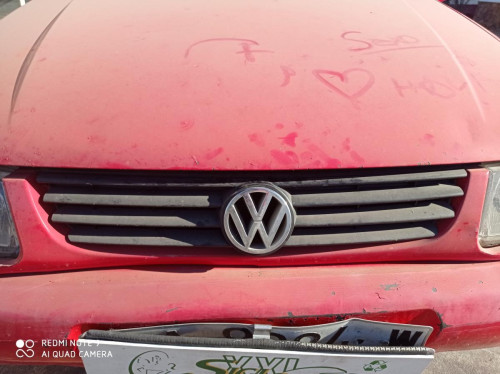 REJILLA DELANTERA Volkswagen Polo III (6N1)(09.1994->) VOLKSWAGEN Polo III (6N1)(09.1994->) 