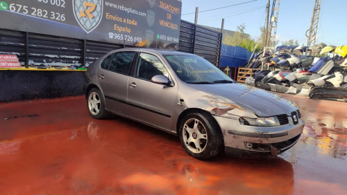  SEAT LEON (1M1) 