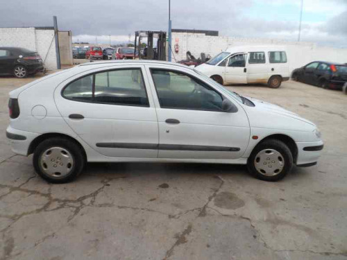 RENAULT MEGANE I BERL./ BERL. CON PORTÓN (BA0) — автомобиль-донор на запчасти 