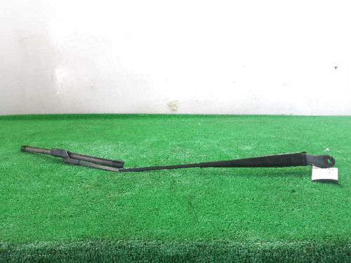 BRAZO LIMPIA DELANTERO DERECHO Peugeot 208 