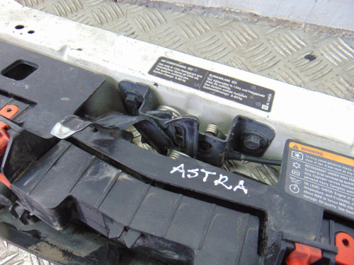  TRAVESAÑO SUPERIOR OPEL ASTRA J BERLINA 5P 